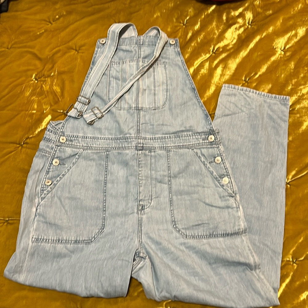 American Eagle Overall